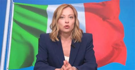 Sinistra Giorgia Meloni Spiana La Sinistra Toni Da Guerra Civile Mi