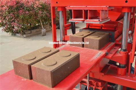 Automatic Red Clay Interlocking Bricks Hydraulic Press DF2 10 4 10 5 10