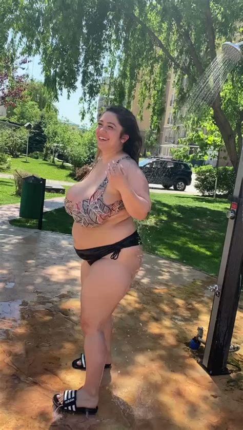 Andreea On Twitter My Massive Tits Enjoying The Sun Bbw Happy Horny Https T Co