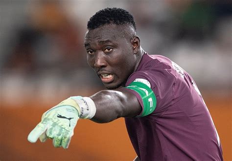 Afcon Ex Ghana Goalkeeper Blasts Chris Hughton For Starting