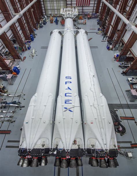 The Launch of the SpaceX Falcon Heavy - The Atlantic