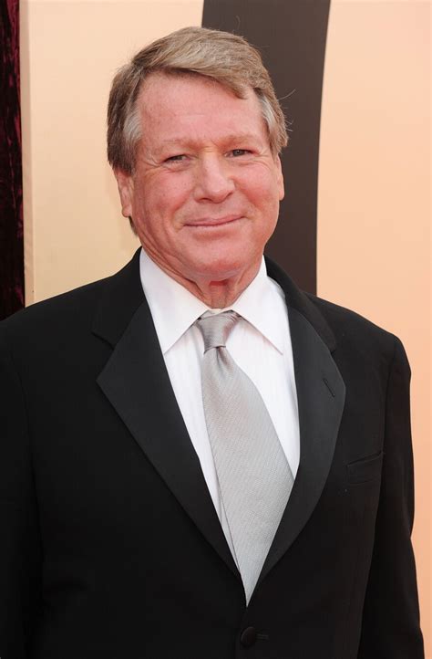 Ryan Oneal Star Of Peyton Place And Love Story Dies At 82 Wgcu