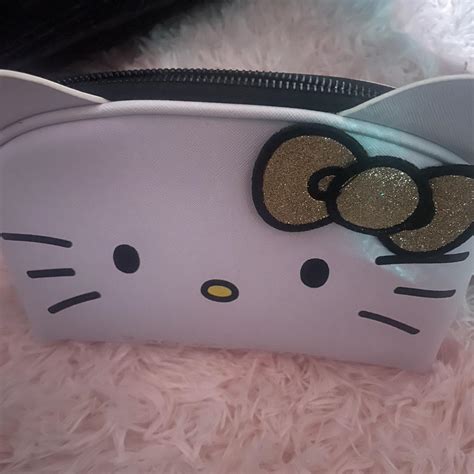 Hello kitty makeup bag - Depop