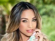 Naked Yesenia Bustillo Added 07 19 2016 By KA