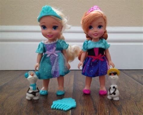 Disney Frozen Young Elsa And Anna Exclusive Doll Set Toys R Us Limited