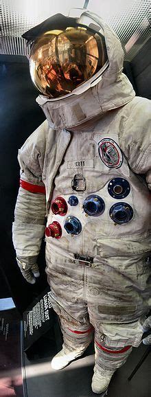 Apollo 15 Air And Space Museum Space Suit Space Museum