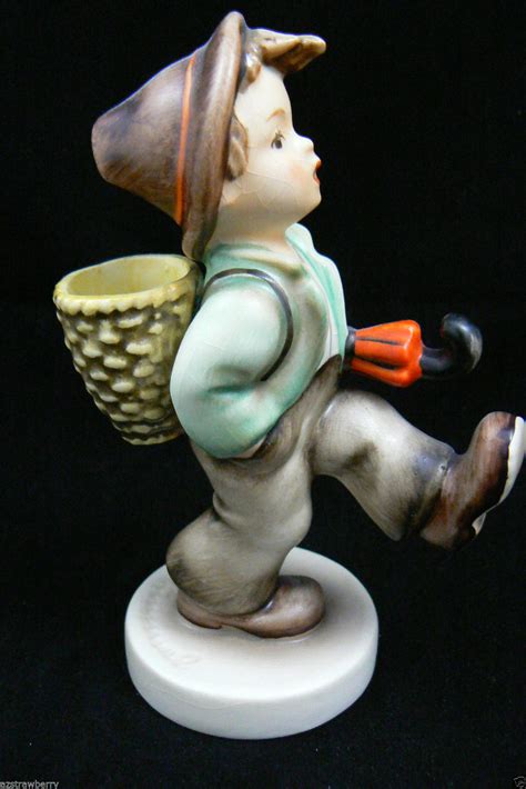 Vintage Hummel Goebel Germany Porcelain Globe Trotter Boy Figurine Be