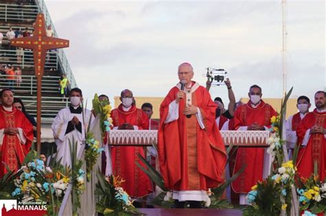 Solenidade de Pentecostes é celebrada por 50 mil fiéis na Arquidiocese