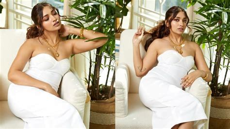 Jiya Shankar Hot Photos Jiyashankar YouTube