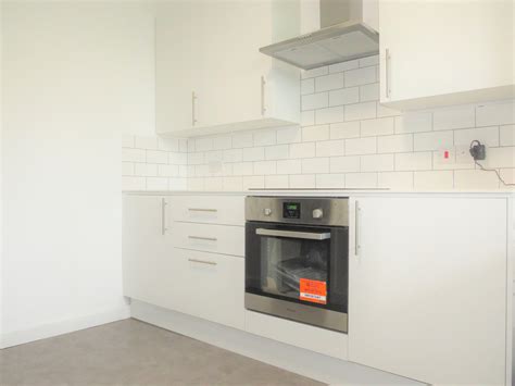 Ravenscroft Street, London, E2 - Halls Properties