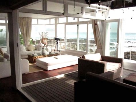 Beach House in Cape Town inside/outside photo: P Downing | Beach house ...