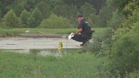 Body Found Houston Police Investigating After Man Found Dead In Sims Bayou Near Central Street