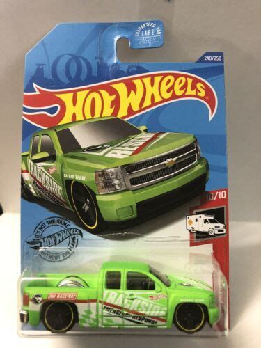 Hot Wheels Chevy Silverado Treasure Hunt Green