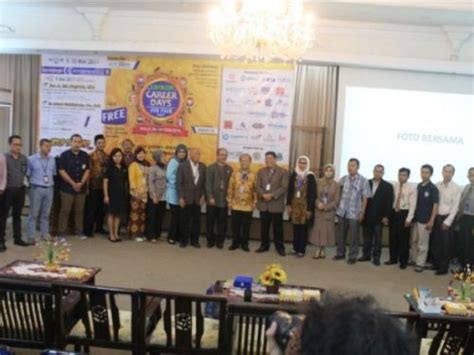 Unikom Job Fair Rabu Mei Tiket Masuk Gratis Untuk Alumni