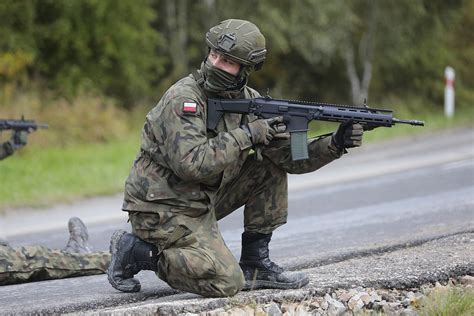 Wojsko i policja na ulicach świętokrzyskich miejscowości Nie ma powodu