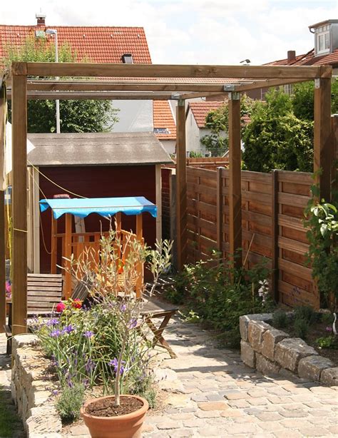 Pergola Am Haus Selbst Bauen Und Begr Nen Fassadengruen