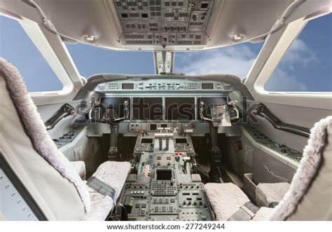 Gulfstream G550 Interior Stock Photos and Pictures - 6 Images | Shutterstock