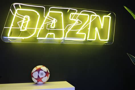 DAZN prolonge son offre à moitié prix pour l abonnement Ligue 1 car