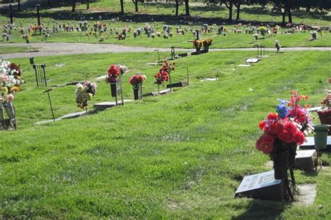 Photos Grieving Son Plants Floral Tribute Option At Vernon Cemetery