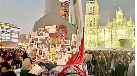 M Desbordan Miles De Mujeres Las Calles Y Plantan Bandera En El Z Calo