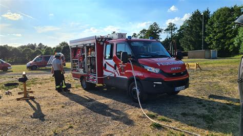 Wald Und Vegetationsbrand Ausbildung In Vollmerz Feuerwehren Der