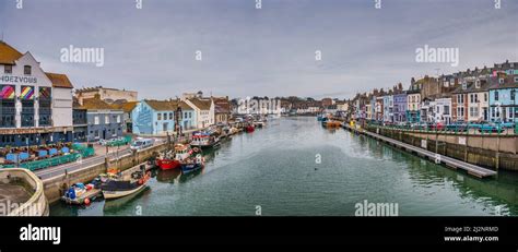 Weymouth Calendars Hi Res Stock Photography And Images Alamy