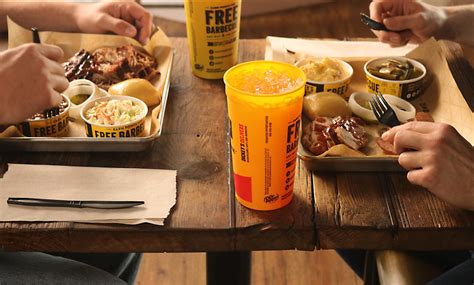 World S Largest Barbecue Franchise Heads Down Under Dickeys Franchise