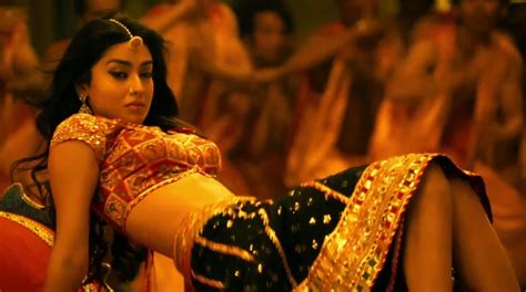 Shriya Saran Nude Pics Page