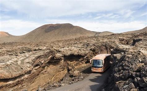 Las Guaguas H Bridas De La Ruta De Los Volcanes Por Millones De