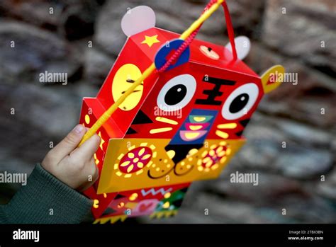 Sankt Martin mit Laternenumzug Stock Photo - Alamy