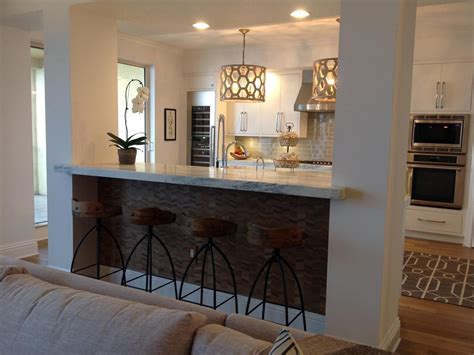 Breakfast Bar Between Kitchen And Living Room