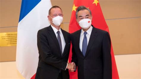 中法再靠攏 王毅與法總統外交顧問通話商討烏克蘭問題 國際 太報 Taisounds