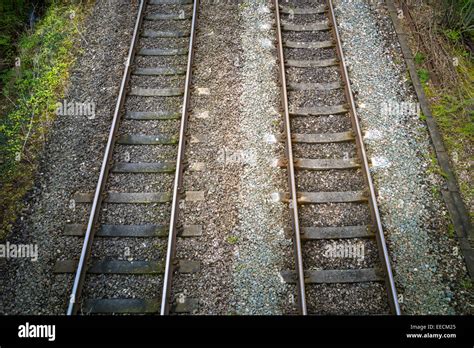 Linee Ferroviarie O Binari Ferroviari Immagini E Fotografie Stock Ad