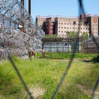 laura taylor swain   york times