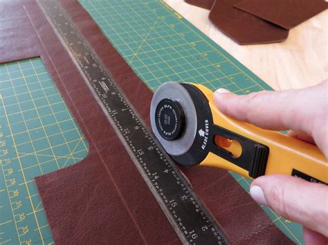 Cutting Leather : 7 Steps - Instructables