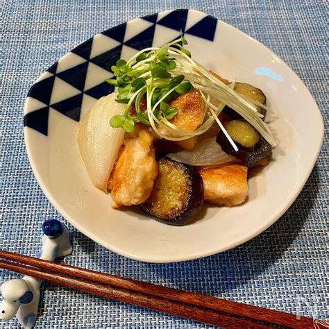 ご飯が進む＊鶏むね肉ととろとろ茄子と新たまねぎのポン酢炒め By 道添明子〈あーぴん〉 レシピサイト Nadia ナディア プロの