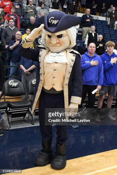 George Washington University Mascot Photos and Premium High Res ...