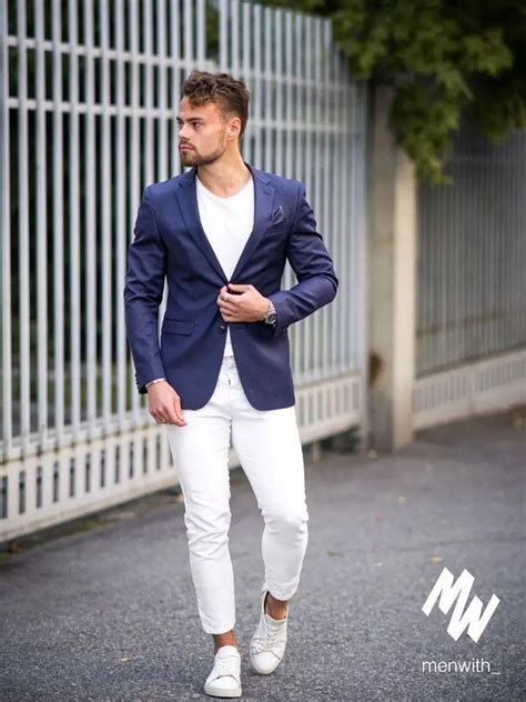 Navy Blue Blazer Outfit Ideas For Men