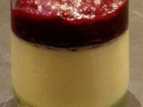 Recette De Panna Cotta Aux Fruits Rouges Fraise Framboise Cassis