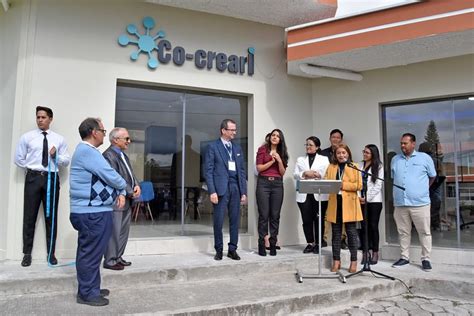 La PUCE SI inauguró las oficinas del Centro de Innovación y