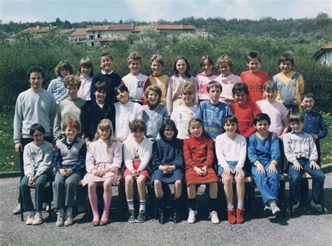 Photo De Classe Cm Cm De Ecole De La Gare Copains