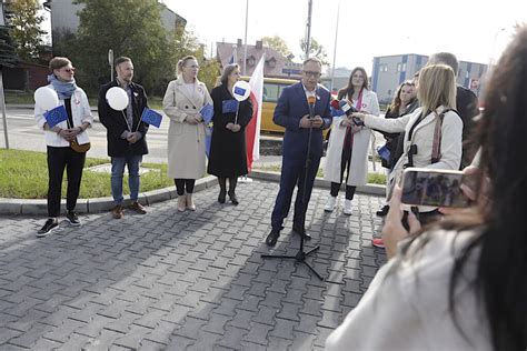 W Kielcach Otwarto Symbolicznie Rondo Unii Europejskiej