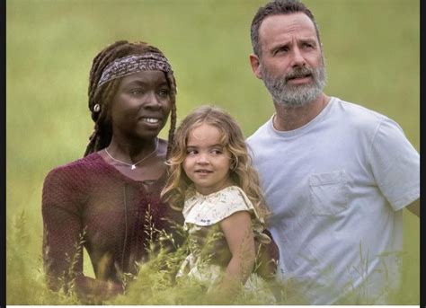 Rick Grimes Seasons 1-9 : r/thewalkingdead