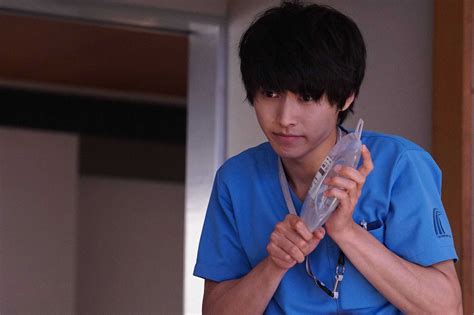 【写真 33枚】（c）フジテレビ グッド・ドクター：第4話再放送 “湊”山崎賢人が身元不明少女の担当に Mantanweb（まんたんウェブ）