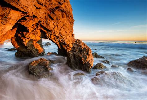 El Matador Beach, Photographer's Favorite Beach in Malibu - Traveldigg.com