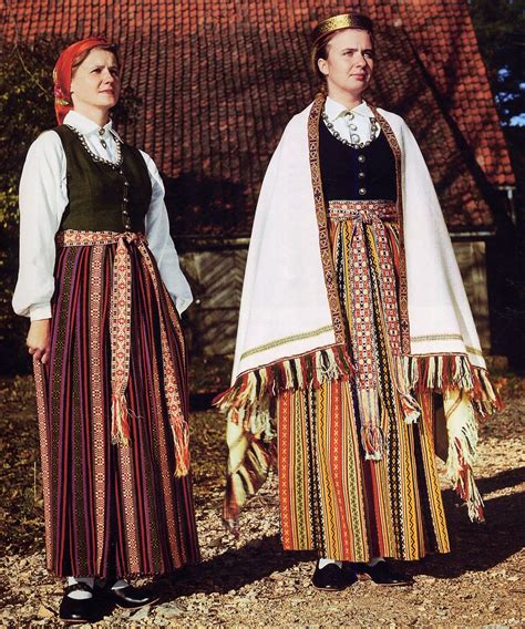 FolkCostume&Embroidery: Zemgale or Semigallian Costume, Latvia