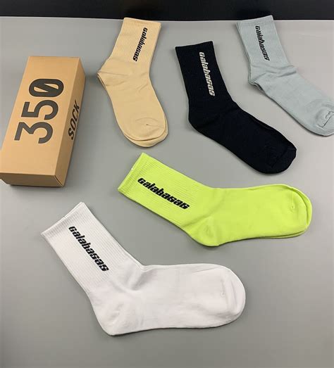 Adidas Yeezy 350 Socks 5pcs Sets 441000 Replica