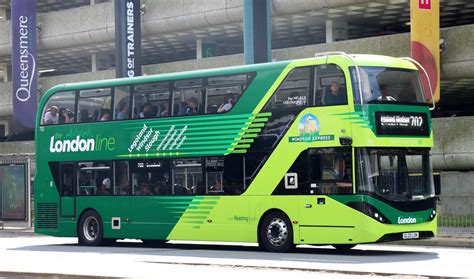 Reading Buses Gl Ldn In Slough With A London Li Flickr