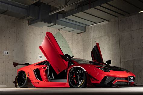 Descubrir Imagen Lamborghini Con Las Puertas Abiertas Abzlocal Mx