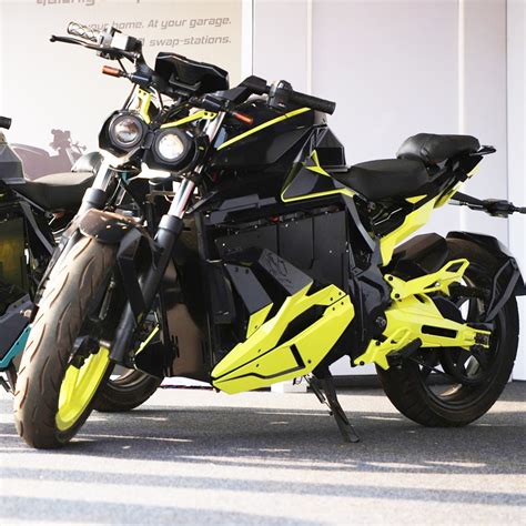 Naked Bike Thepack News The Pack Electric Motorcycle News